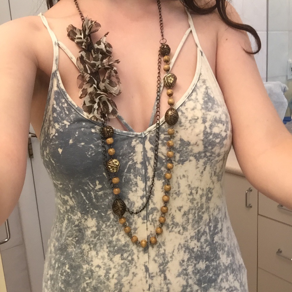 Beaded/floral necklace